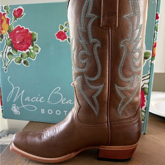 Macie Bean Brand New Leather Cowgirl Boots Size 9 - Picture 1 of 8